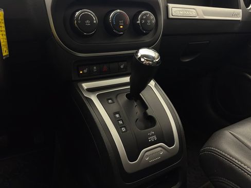 Used 2014 Jeep Compass Latitude w/ Sun/Sound Group AWD/4WD image 25