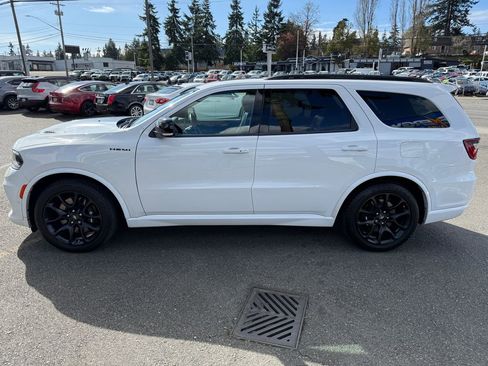 Used 2022 Dodge Durango R/T w/ Tow 'N Go Group AWD/4WD image 4