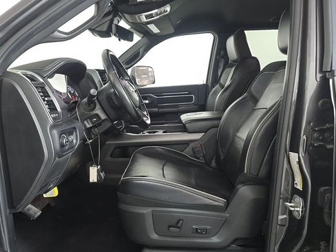 Used 2022 RAM 2500 Laramie AWD/4WD image 3