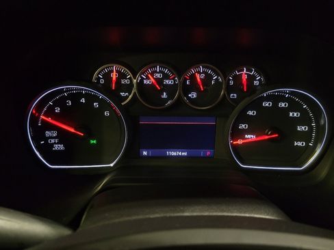 Used 2021 Chevrolet Suburban LS w/ Driver Alert Package image 23