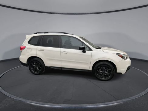 Used 2018 Subaru Forester 2.5i Premium image 9
