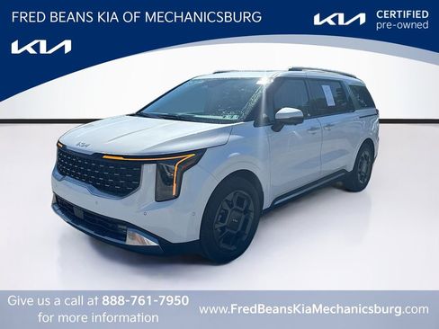 Certified 2025 Kia Carnival SX FWD image 3