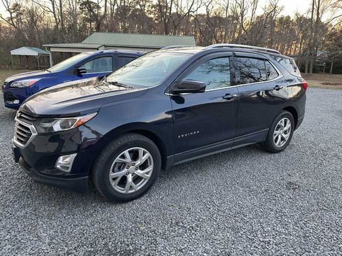 Used 2020 Chevrolet Equinox LT image 1