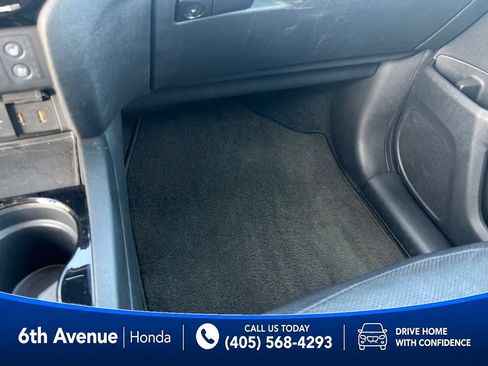 Used 2017 Honda Pilot Elite image 46
