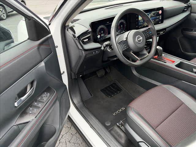 Used 2026 Nissan Kicks SR FWD image 11