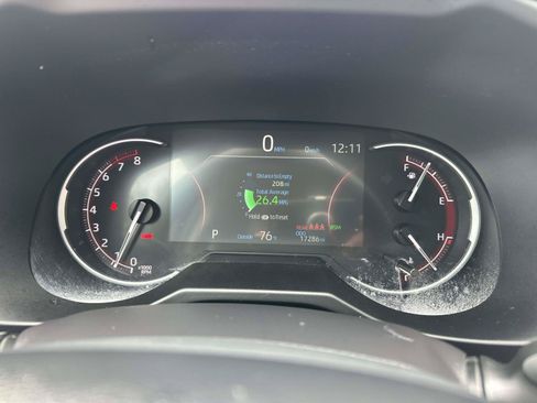 Used 2025 Toyota RAV4 XLE Premium FWD image 15