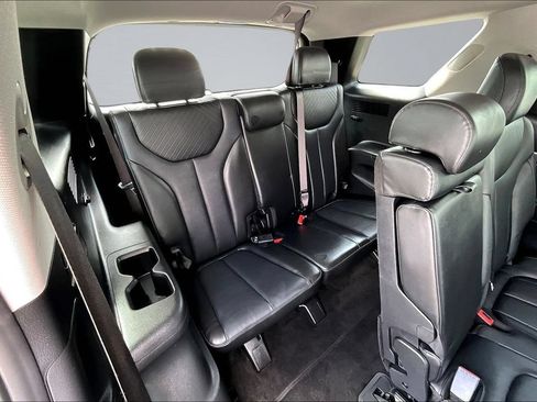 Used 2024 Hyundai Palisade SEL FWD image 26
