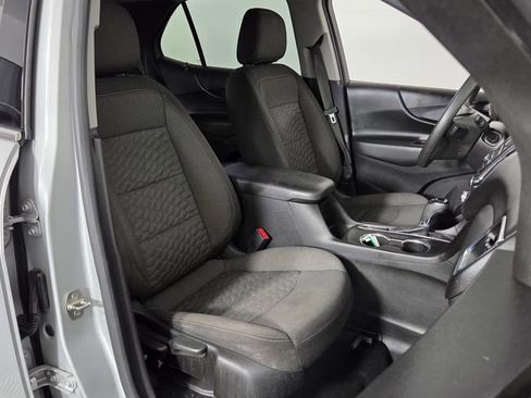 Used 2019 Chevrolet Equinox LT FWD image 27