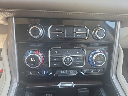 Used 2024 GMC Yukon XL Denali w/ Max Trailering Package AWD/4WD image 22