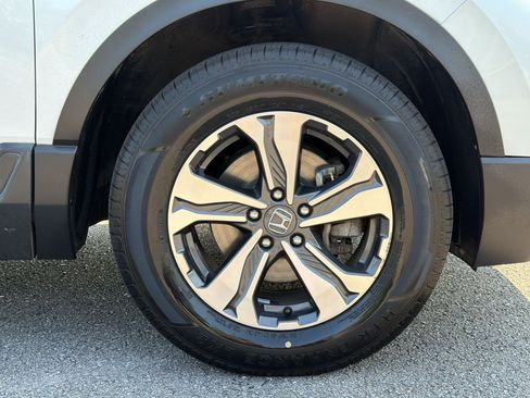 Used 2019 Honda CR-V LX image 11