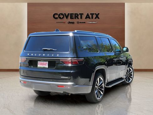 Used 2022 Jeep Wagoneer Series II w/ Premium Group I RWD image 5