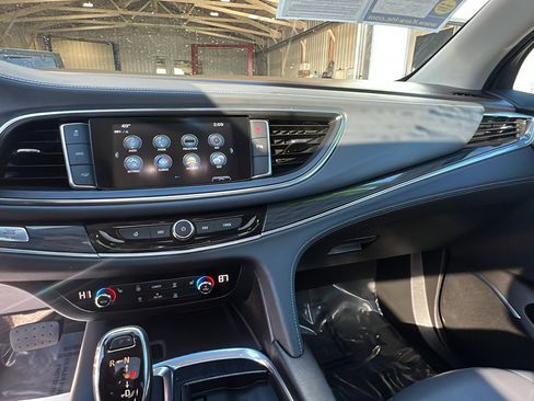 Used 2018 Buick Enclave Essence w/ Trailering Package image 13