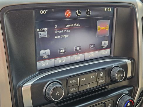 Used 2015 GMC Sierra 1500 SLT w/ SLT Crew Cab Value Package AWD/4WD image 22