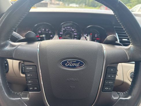 Used 2011 Ford Taurus SEL w/ 201A Rapid Spec Order Code AWD/4WD image 32