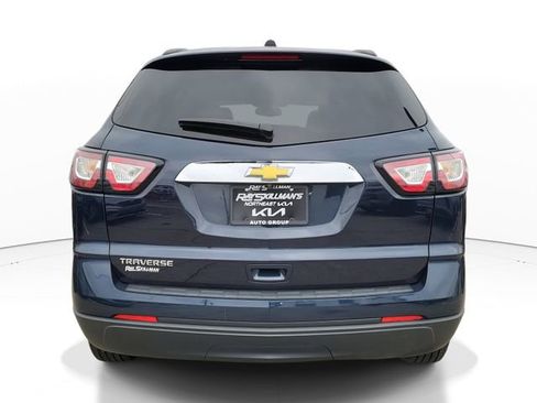 Used 2017 Chevrolet Traverse LS image 5