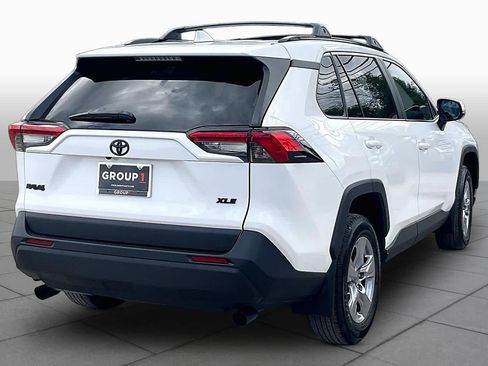 Used 2025 Toyota RAV4 XLE w/ Convenience Package image 13