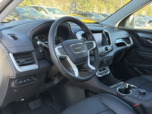Used 2023 GMC Terrain SLT w/ Infotainment Package II image 15