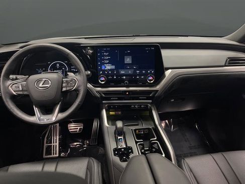 Used 2025 Lexus TX 500h AWD image 10