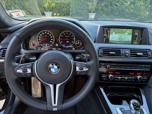 Used 2013 BMW M6 Coupe 2D image 29
