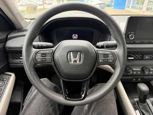 Used 2024 Honda Accord EX image 12