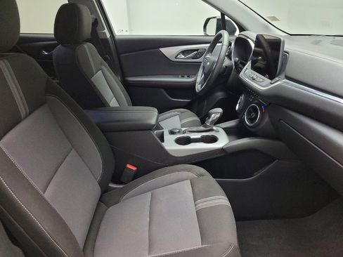 Used 2023 Chevrolet Blazer LT AWD/4WD image 21