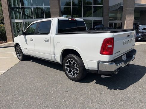 Used 2026 RAM 1500 Laramie AWD/4WD image 5