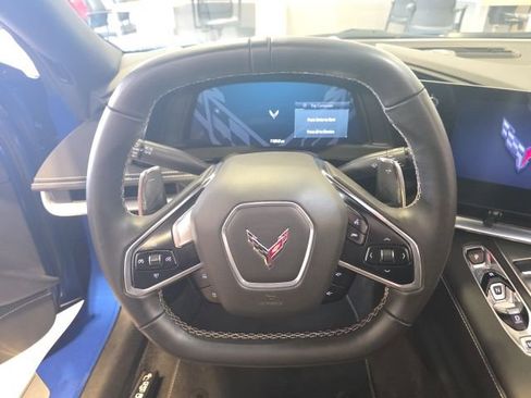 Used 2023 Chevrolet Corvette Stingray Convertible w/ Z51 Performance Package image 15