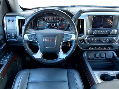 Used 2018 GMC Sierra 1500 SLT w/ Enhanced Driver Alert Package RWD image 4