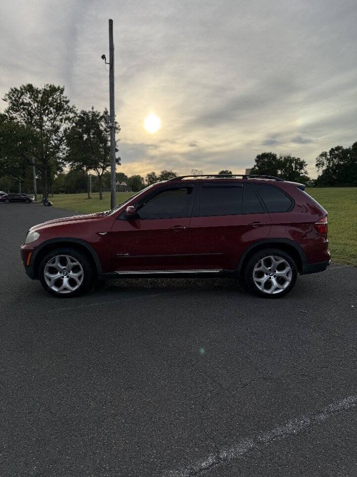 Used 2011 BMW X5 xDrive35i w/ Technology Pkg AWD/4WD image 6