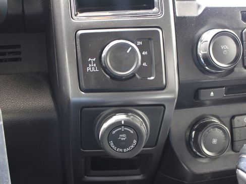 Used 2018 Ford F150 XLT w/ Equipment Group 302A Luxury image 18