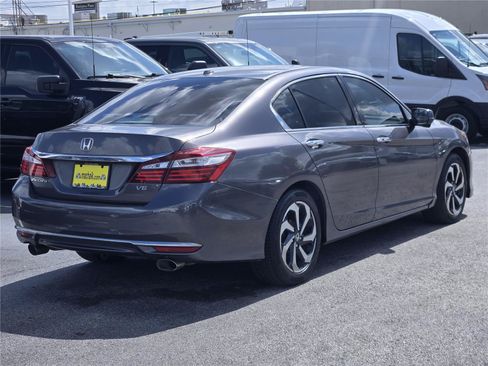 Used 2016 Honda Accord EX-L image 8