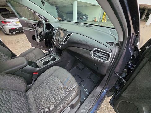 Used 2019 Chevrolet Equinox LT AWD/4WD image 28