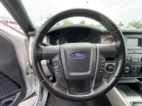 Used 2017 Ford Expedition EL XLT image 16