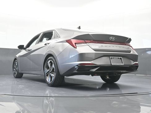 Used 2022 Hyundai Elantra Limited FWD image 58