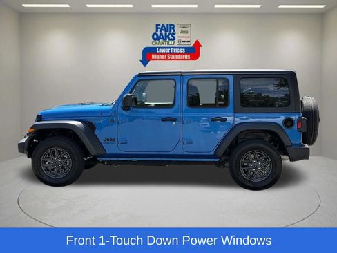 Used 2024 Jeep Wrangler Unlimited Sport AWD/4WD image 11