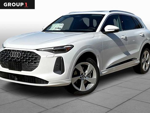 New 2025 Audi Q5 Premium Plus image 1