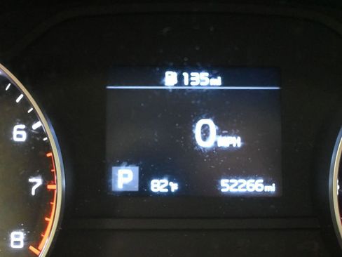 Used 2020 Kia Sportage S image 16