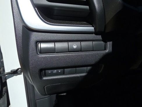 Used 2023 Nissan Rogue SL image 14