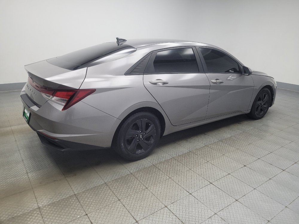 Used 2021 Hyundai Elantra SEL FWD image 10