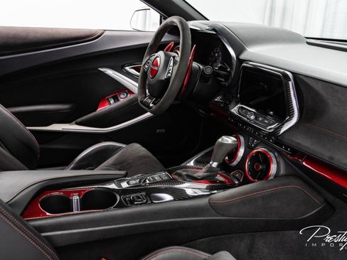 Used 2022 Chevrolet Camaro ZL1 image 50