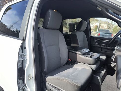 Used 2024 RAM 2500 Big Horn image 23