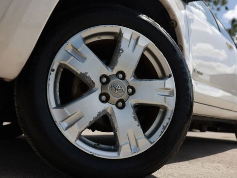 Used 2008 Toyota RAV4 Sport image 30