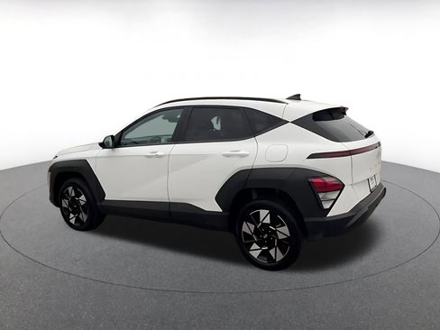 Used 2025 Hyundai Kona SEL image 10