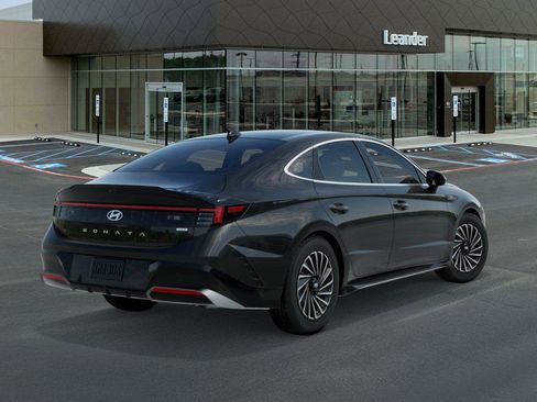 New 2026 Hyundai Sonata SEL FWD image 4