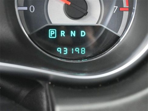 Used 2012 Chrysler 200 Touring image 36