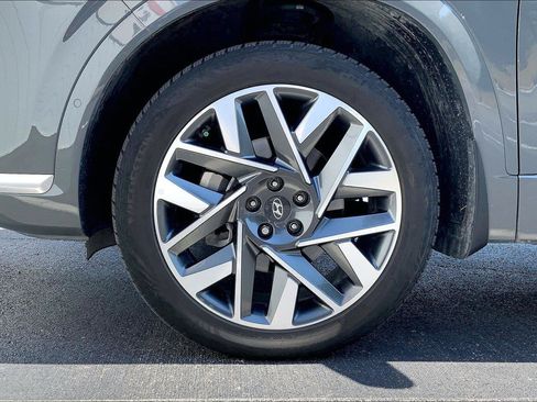 Used 2023 Hyundai Santa Fe Calligraphy AWD/4WD image 9