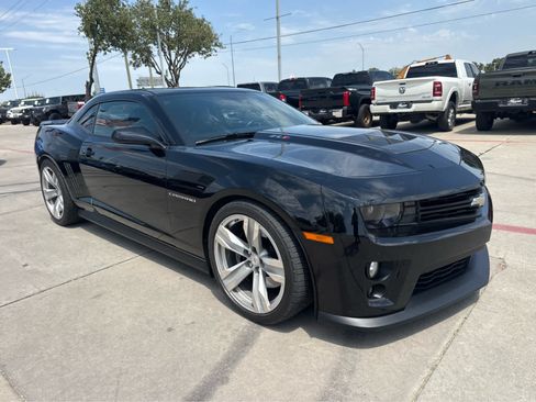 Used 2012 Chevrolet Camaro ZL1 RWD image 5