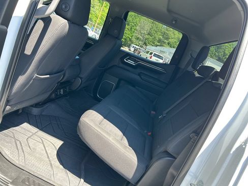 Used 2023 Chevrolet Silverado 1500 RST w/ Z71 Off-Road Package AWD/4WD image 27