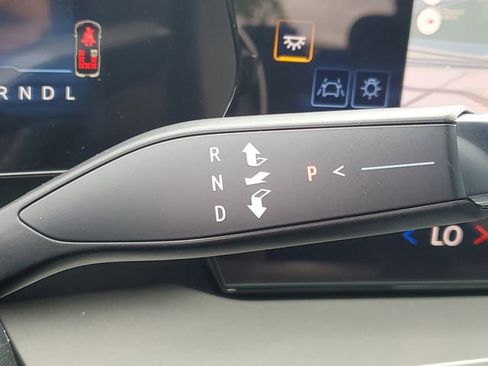 New 2026 Chevrolet Traverse LT image 15