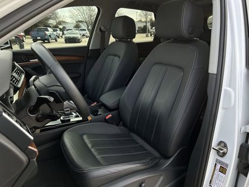 Used 2023 Audi Q5 2.0T Premium Plus w/ Premium Plus Package image 28
